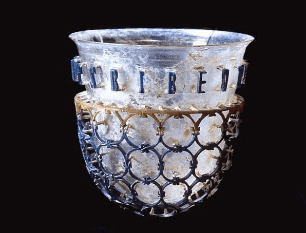 This image has an empty alt attribute; its file name is image-2.png